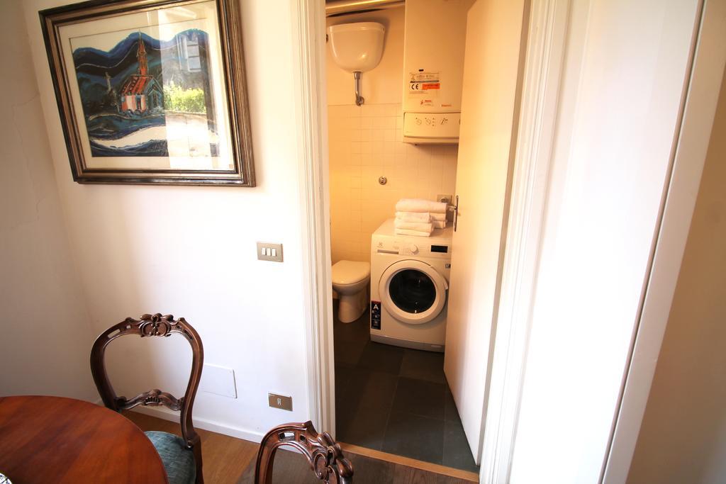 Trevi Fountain 2Br Apartment โรม ภายนอก รูปภาพ