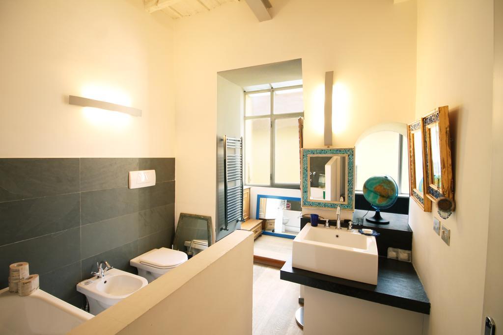 Trevi Fountain 2Br Apartment โรม ภายนอก รูปภาพ