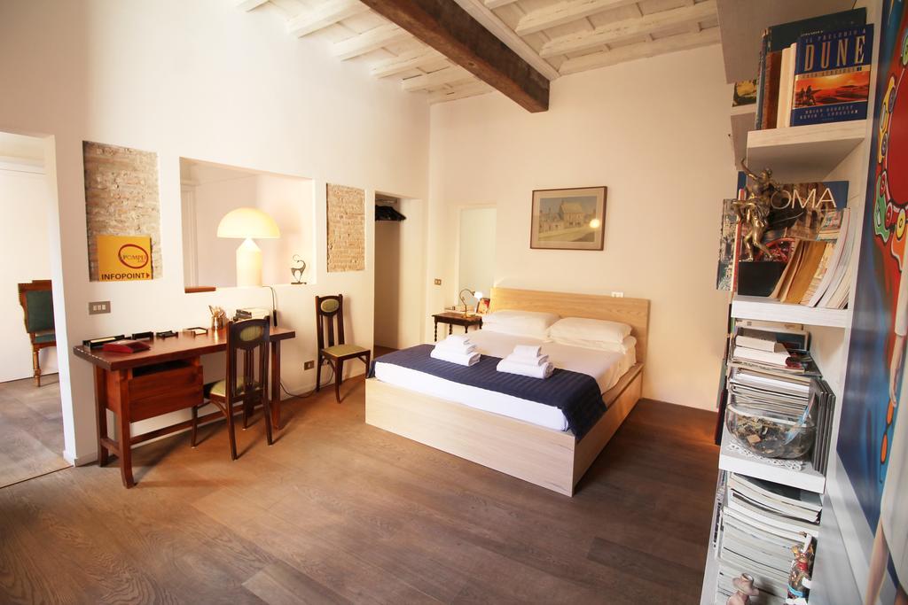 Trevi Fountain 2Br Apartment โรม ภายนอก รูปภาพ