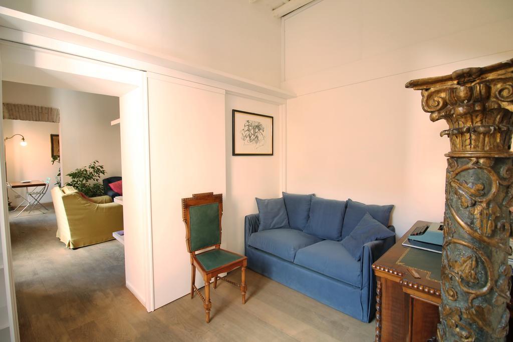 Trevi Fountain 2Br Apartment โรม ภายนอก รูปภาพ